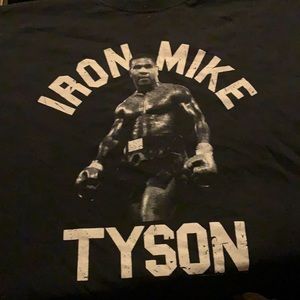 Mike Tyson shirt xxl